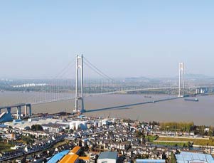 南京长江四桥建成通车