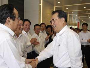李长春强调：为核电事业的发展营造良好氛围
